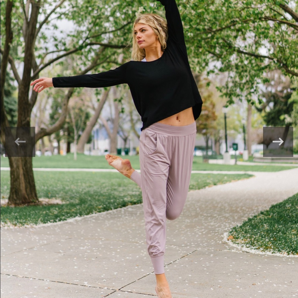 ZYIA Lilac Joggers in a Bottle 2 (L) - NWT